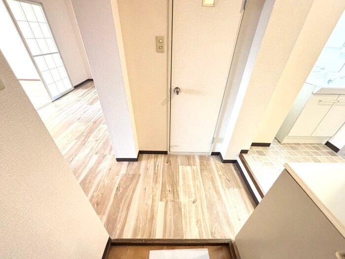 廊下 メゾン鈴原