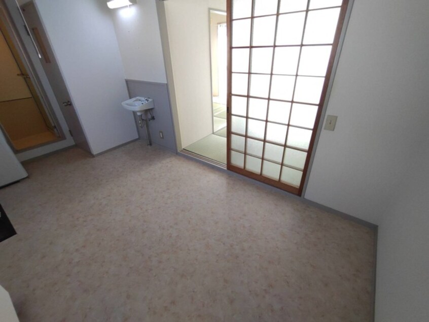 居室 友清ハイツ
