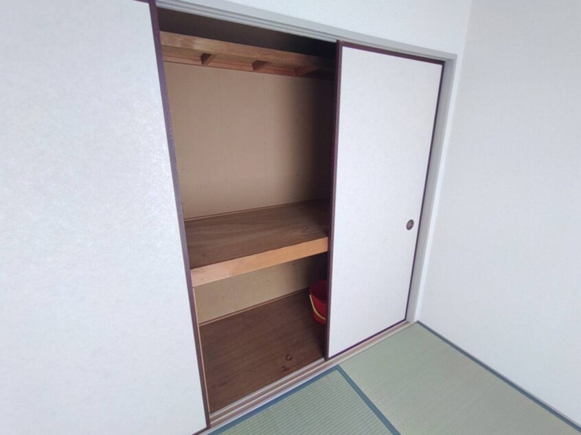 収納 友清ハイツ