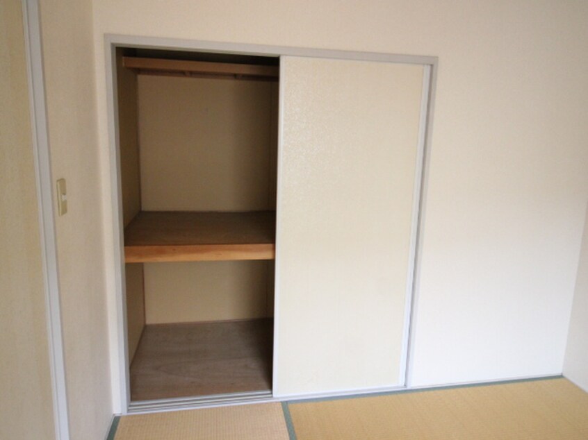 収納 コニ－行幸