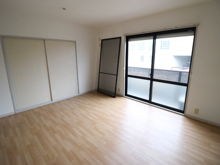 内観写真 コニ－行幸