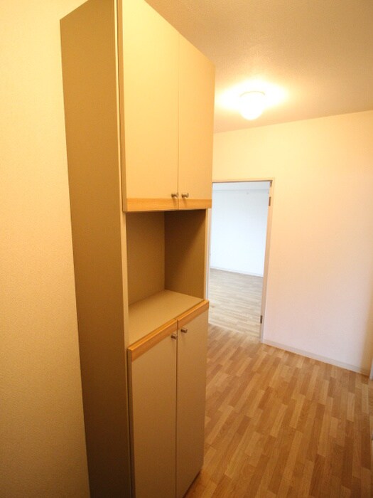 靴箱 コニ－行幸