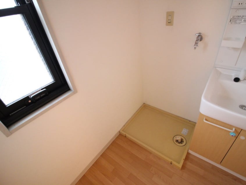 洗濯機置場 コニ－行幸