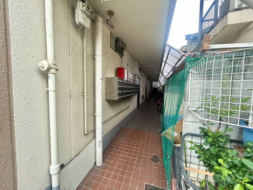 エントランス部分 センチュリ－ハイム鷹合