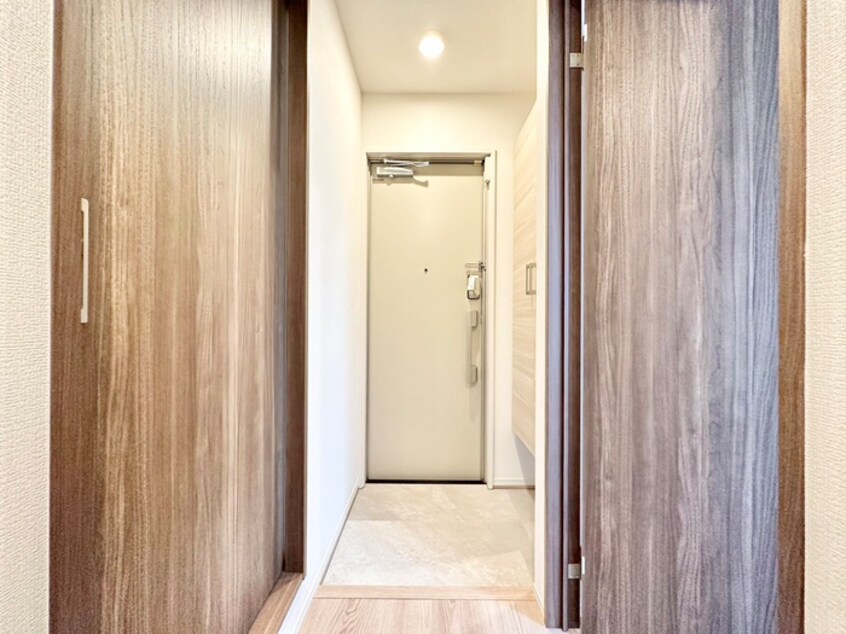 玄関 Clashist　UMEKITA