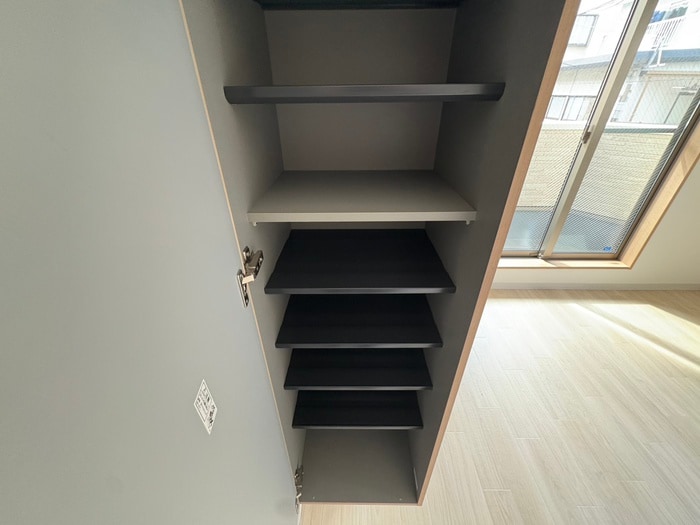 靴箱 ﾜｺｰﾚｳﾞｨｰﾀ神戸上沢通サウス