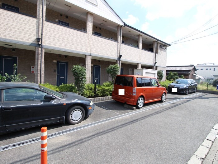 駐車場 エアリーメゾン平野