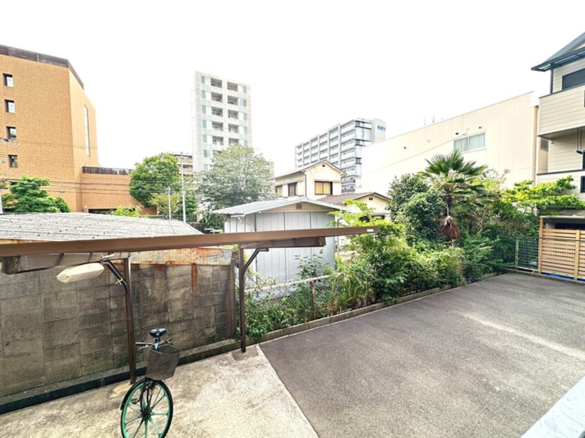 室内からの展望 コーポ岸部