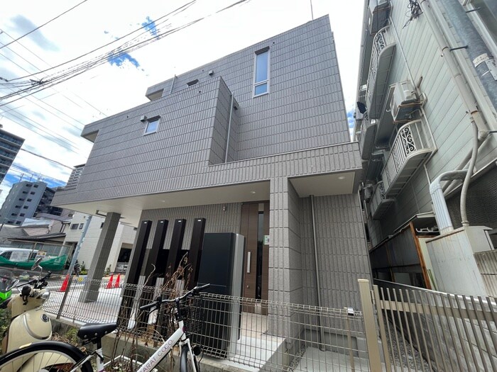 建築中 ファミーユ神若