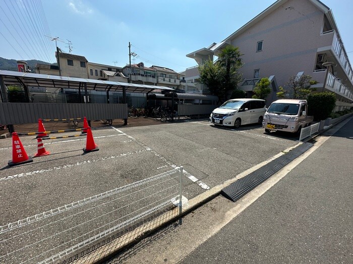 駐車場 松岡マンション２