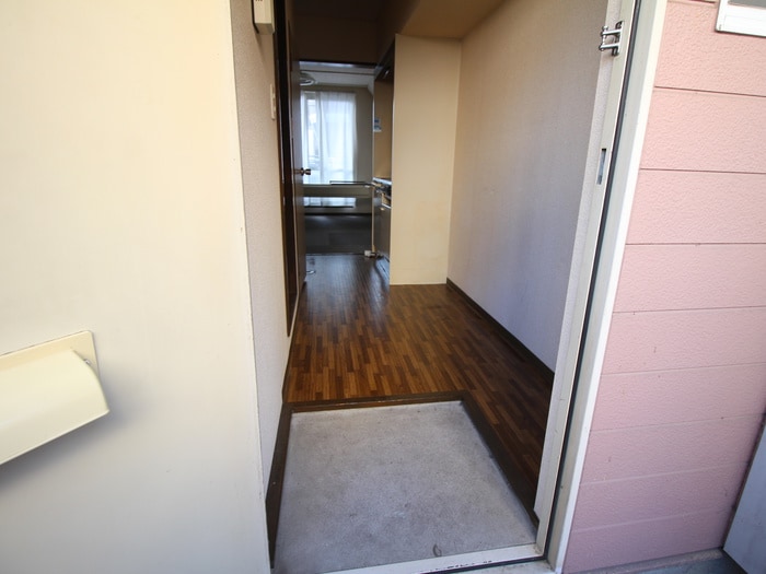 玄関 ＫＴクレヨン