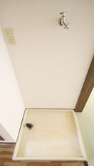 洗濯機置場 ＫＴクレヨン