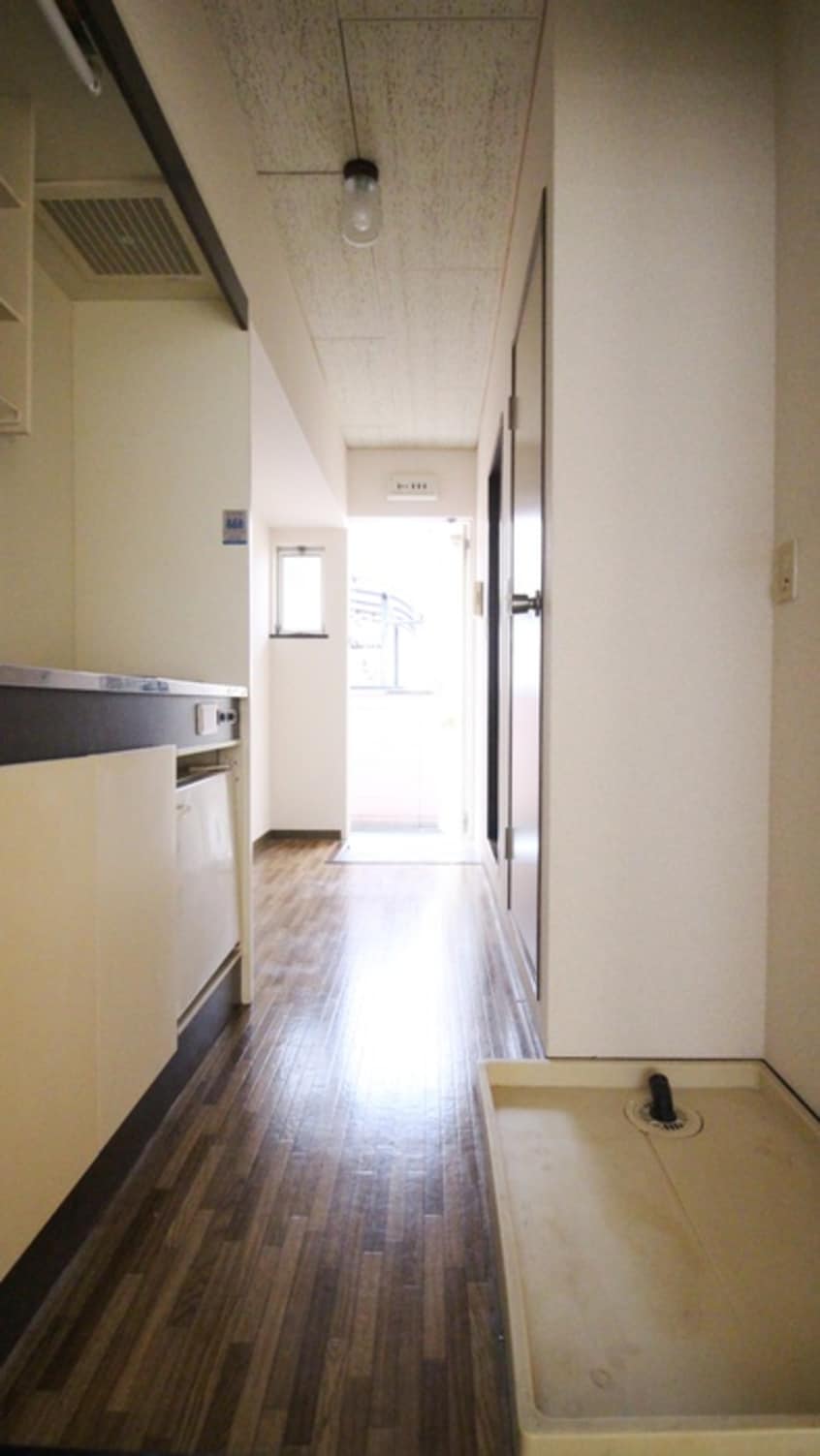 廊下 ＫＴクレヨン