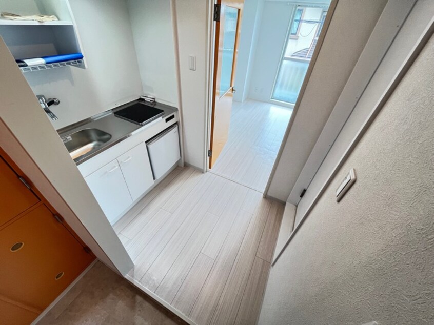 廊下 クリスタルヴィラ荒木