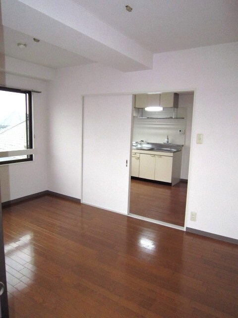 居室 デイブレイク２１０