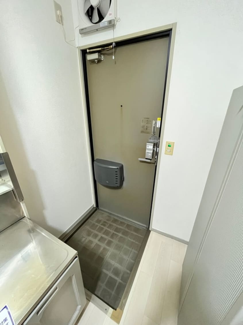 玄関 トランクウィル