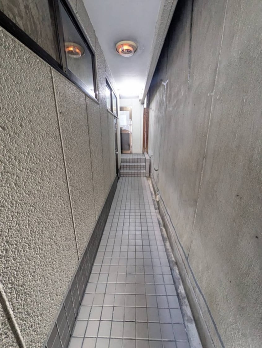 エントランス部分 マリンパレス