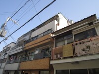 ウエストビラ北巽