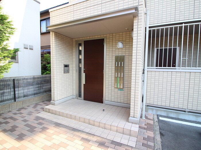 エントランス部分 ペルルⅡ