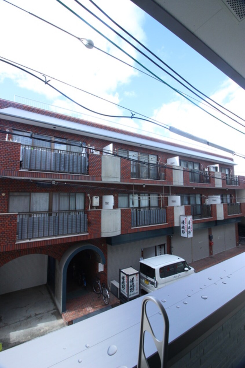 室内からの展望 ﾌｼﾞﾊﾟﾚｽ豊里中央公園Ⅱ番館