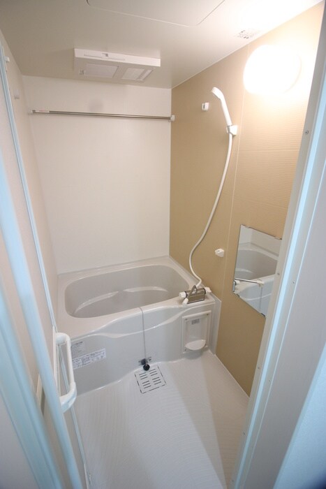 バス／シャワールーム等 ﾌｼﾞﾊﾟﾚｽ豊里中央公園Ⅲ番館