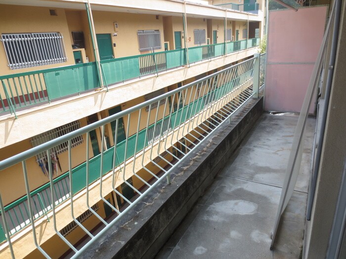 ベランダ・バルコニー テネメント西田