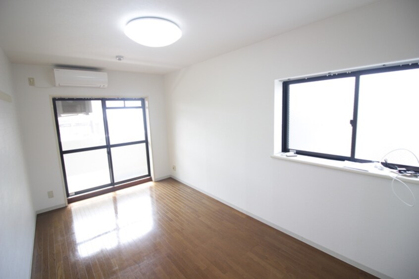 居室 エトール市川Ⅵ