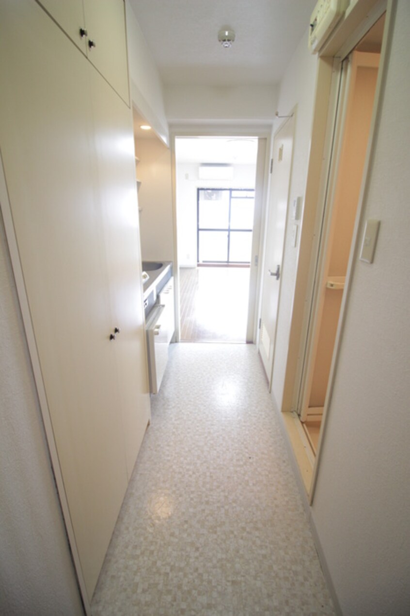 廊下 エトール市川Ⅵ