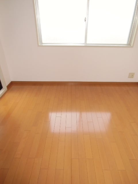 居室 メゾン泉尾