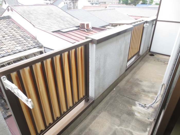 ベランダ・バルコニー レ・プレ・キャトラン