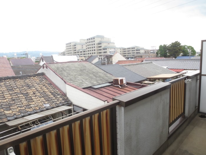 室内からの展望 レ・プレ・キャトラン