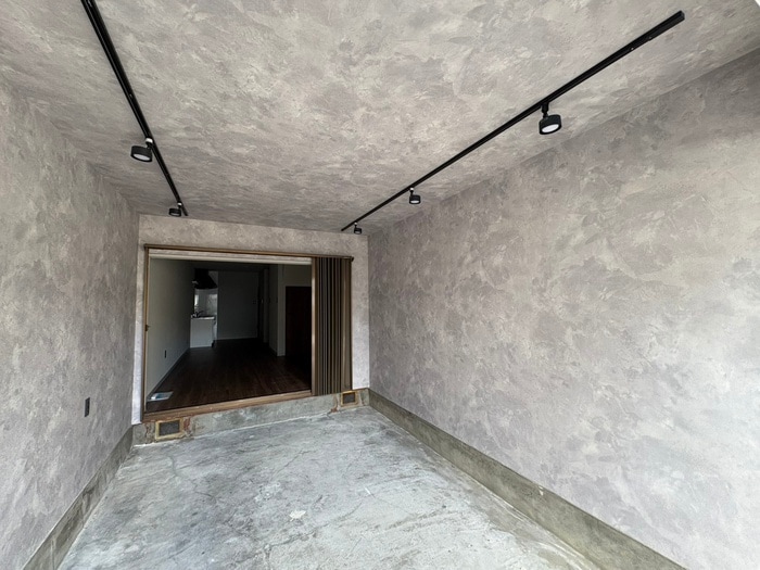 駐車場 ﾃﾞｻﾞｲﾝﾘﾌｫｰﾑｶﾞﾚｰｼﾞﾊｳｽ