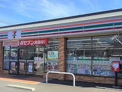セブンイレブン東大阪金岡4丁目店(コンビニ)まで250m ﾃﾞｻﾞｲﾝﾘﾌｫｰﾑｶﾞﾚｰｼﾞﾊｳｽ