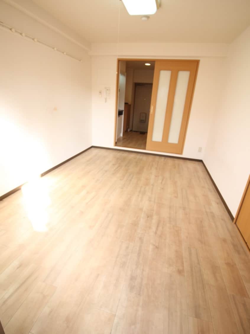 内観写真 ラグーン・フライト新大阪