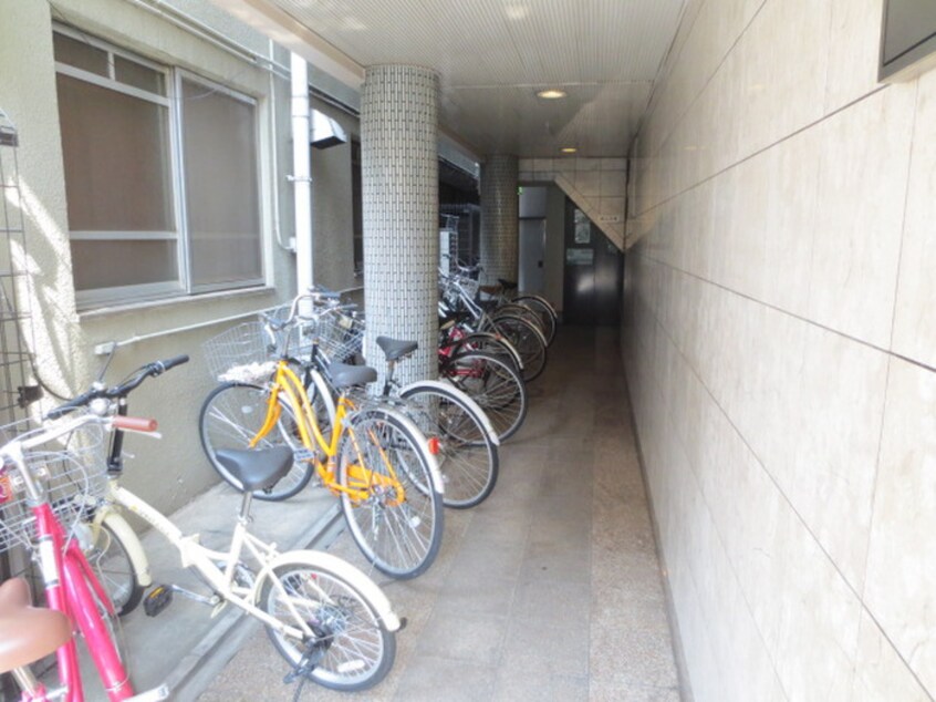 エントランス部分 ハイム沙羅