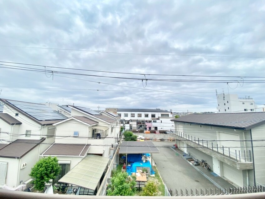 室内からの展望 ヴィラ箕面