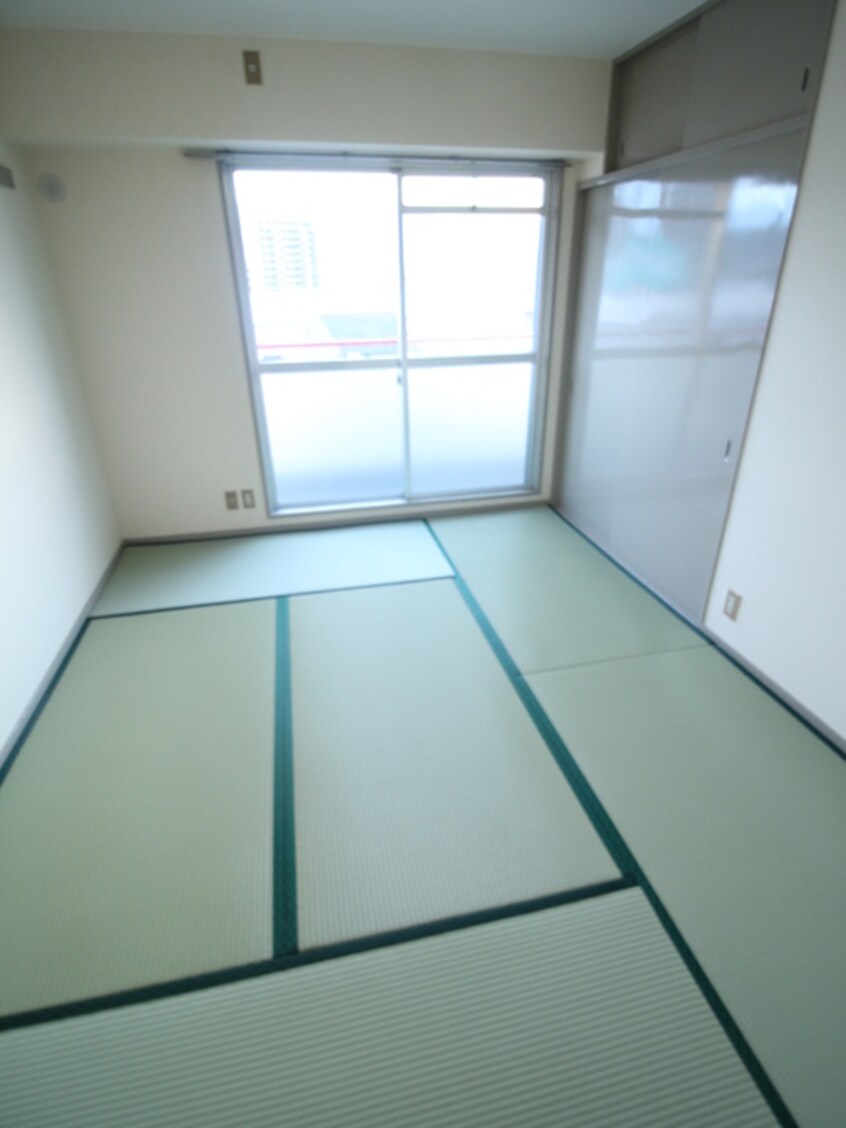 居室 ロ－タリ－マンション大日