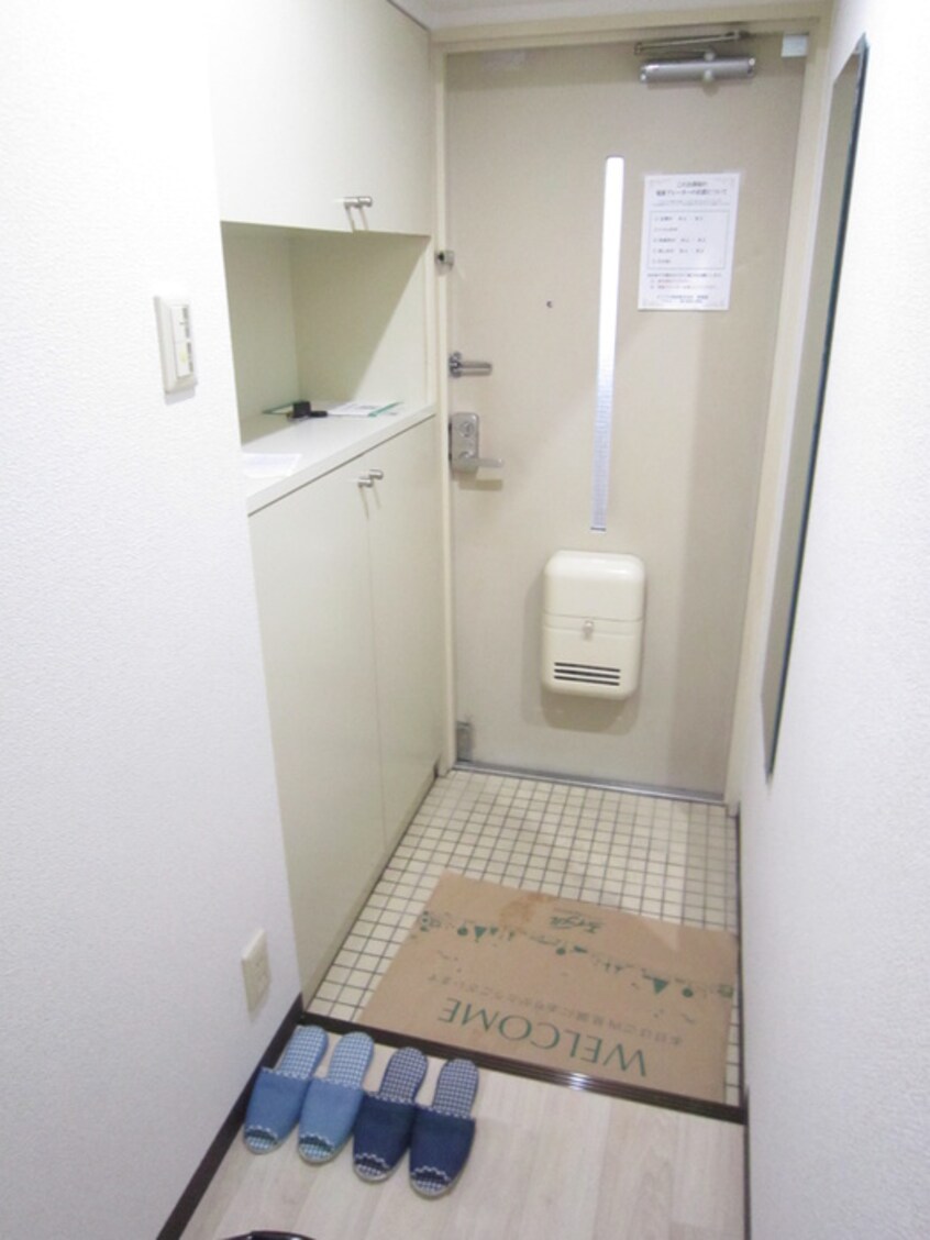 玄関 淀川ﾊﾟｽﾄﾗﾙｺｰﾄ