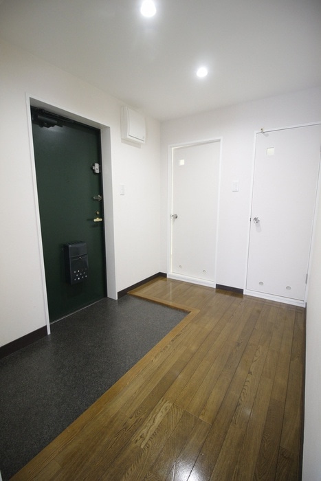 玄関 アルボール西道頓堀