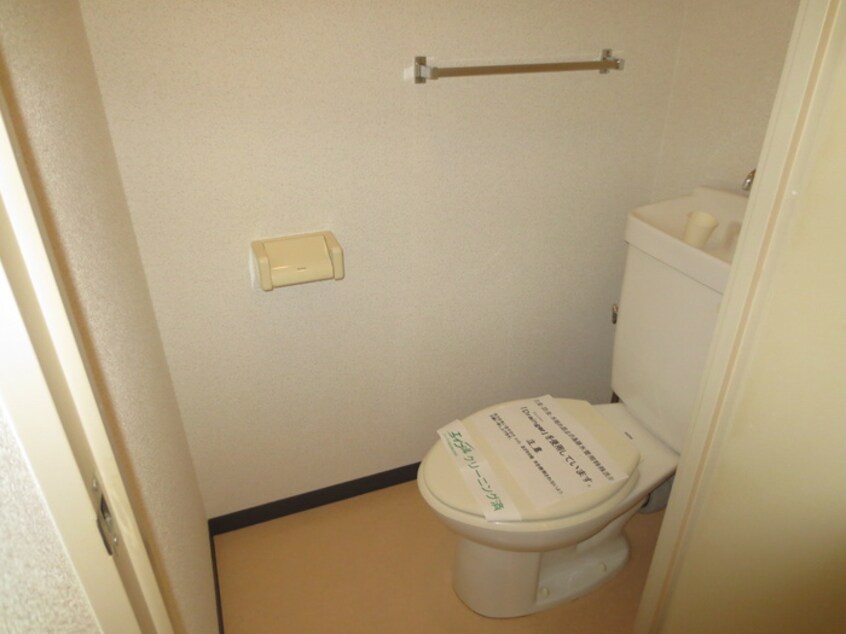 トイレ ＡＤＯＲＥＲ