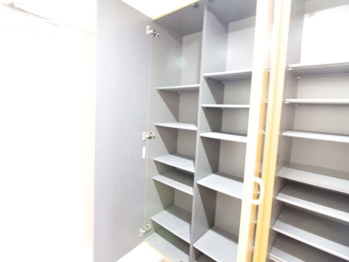 靴箱 フェリ－チェ加美