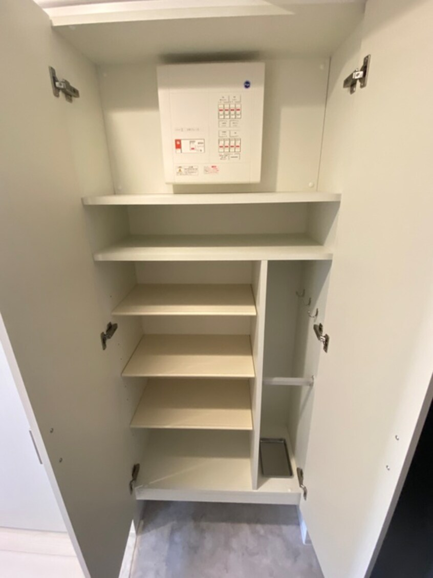 靴箱 エスリード新北野アーデル