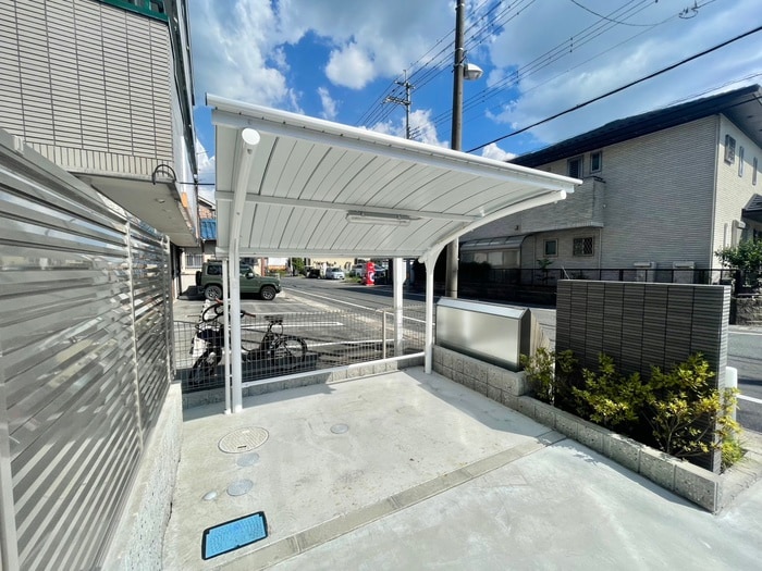 駐輪場 ルトゥール野村