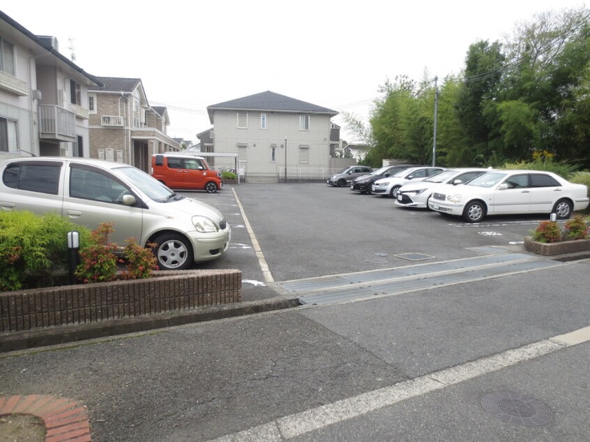 駐車場 メロディハウス樫山