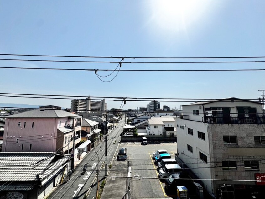 室内からの展望 ＡＩＢ綾園
