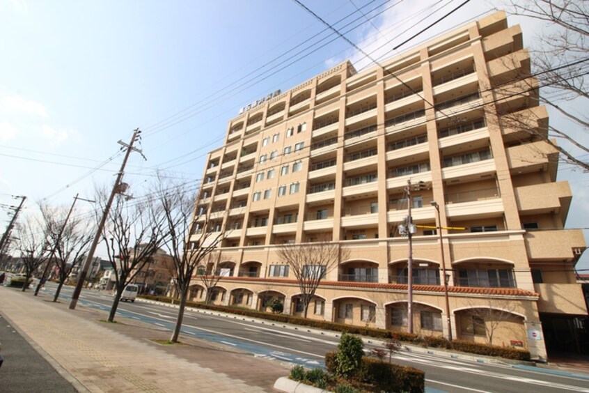 高石藤井病院(病院)まで190m ＡＩＢ綾園