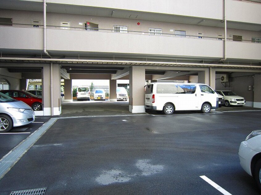 駐車場 コボリマンション新大阪(613)