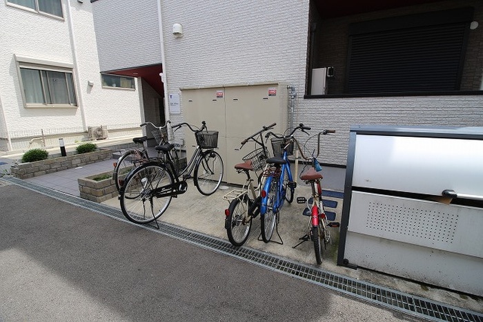 駐輪場 エル　ソフィー