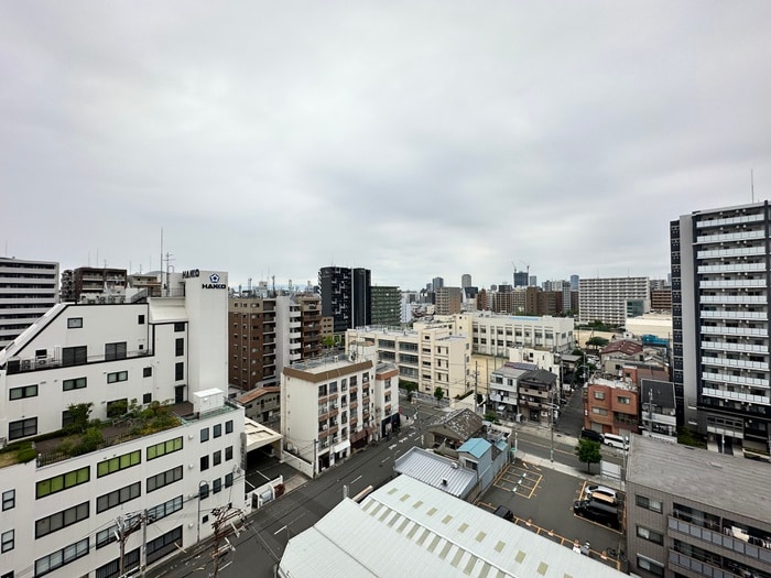 室内からの展望 ドルチェヴィータ難波南