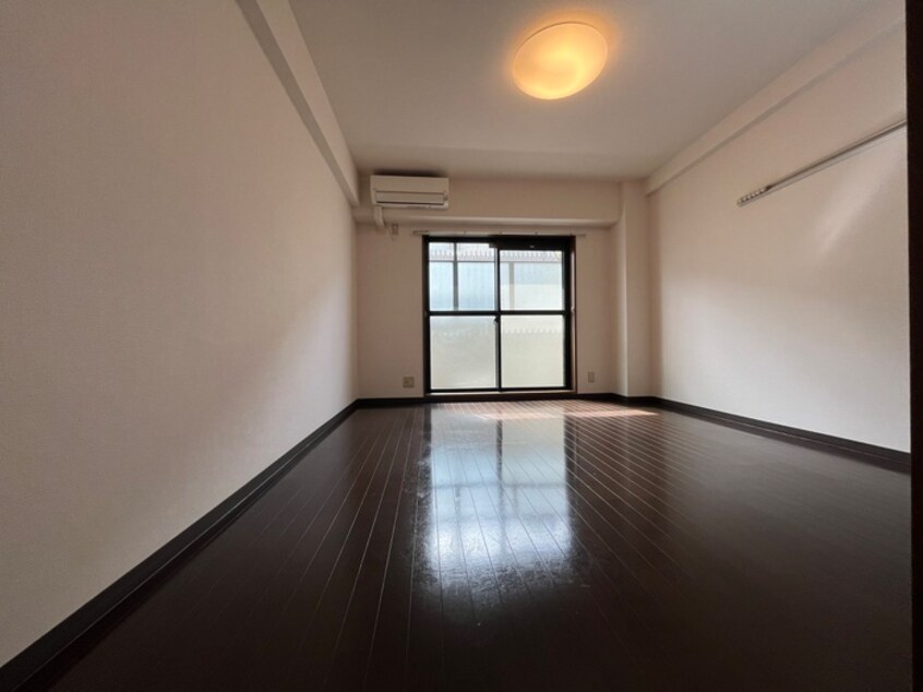 居室 Ｓｕｎ　Ｗｏｏｄ　Ｃｏｕｒｔ